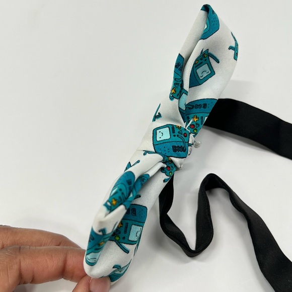 Adventure Time Bmo Bow Tie Cartoon Network T Shirt Merch Clothing Video Game Y2K - Picture 6 of 17